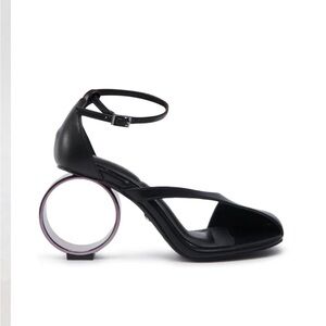 AZALEA WANG CORABELLA BLACK NOVELTY HEEL SANDAL - 9